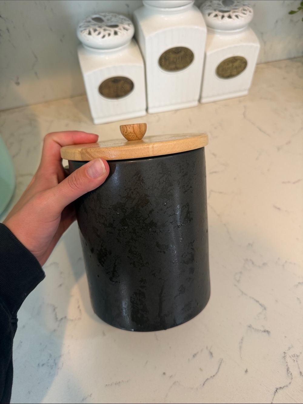 Black Ceramic Kitchen Storage Jar with Wooden Lid